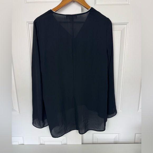 Philosophy‎ Women’s Size Large Sheer Black Contemporary Flare Sleeve Blouse - Picture 3 of 7